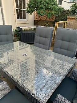Outdoor rattan garden furniture set grey with 6 padded seats