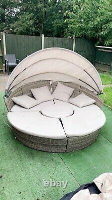 Rattan Sun Island Luxury Canopy Sofa Lounger Day Bed Garden Furniture