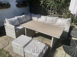 Rattan garden furniture set