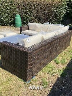 Rattan garden furniture set. Luxury 8 Seater Corner Sofa