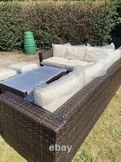 Rattan garden furniture set. Luxury 8 Seater Corner Sofa